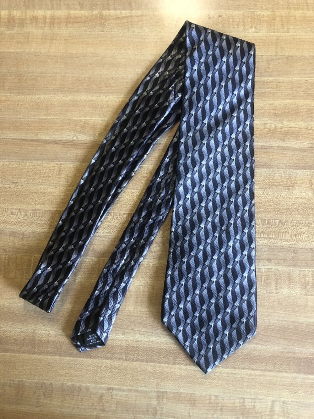 Arrow 100% Silk Tie